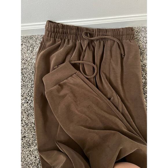 NUX yuki sleek fabric joggers women's size large - Picture 6 of 6